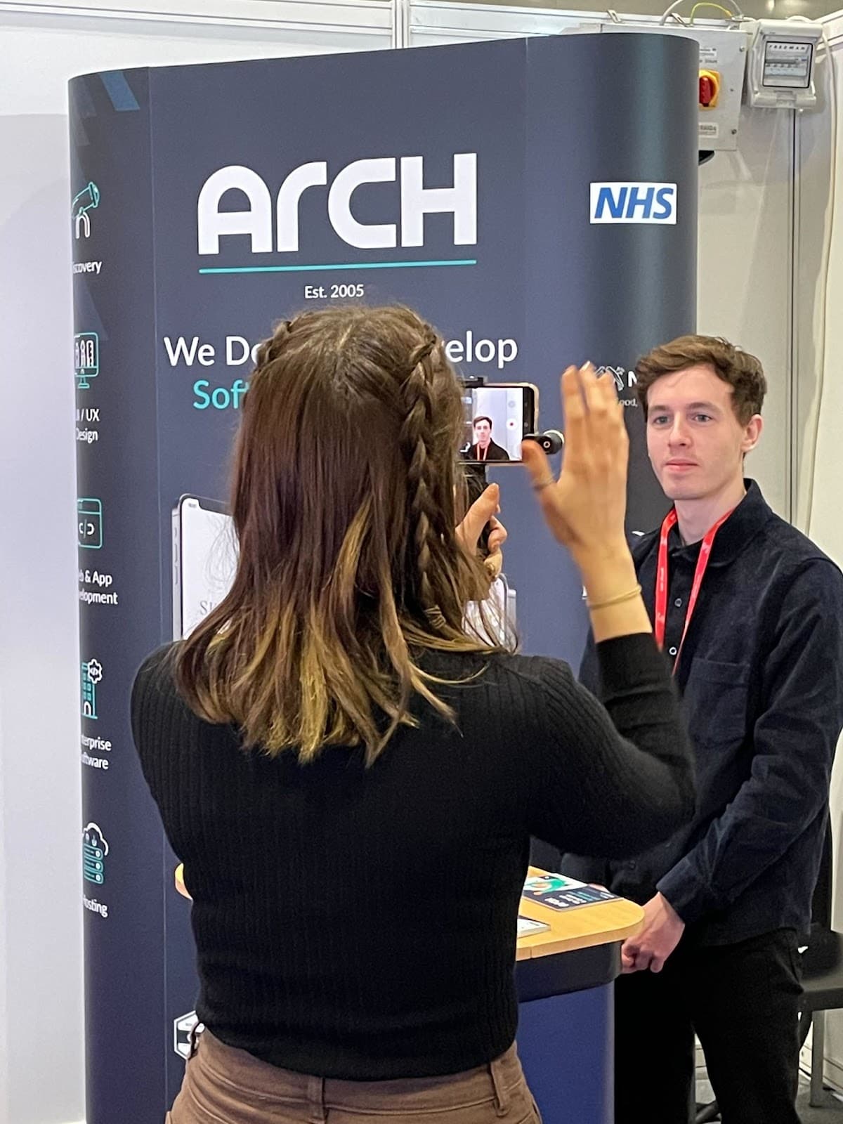 Promoting arch